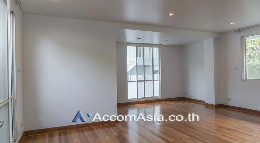11  5 br House For Rent in Sukhumvit ,Bangkok BTS Ekkamai 2318352