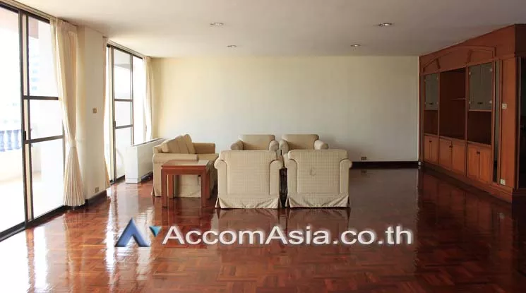 unit 3 Bedrooms  Apartment For Rent in Sukhumvit, Bangkok  near BTS Asok - MRT Sukhumvit (1418357)