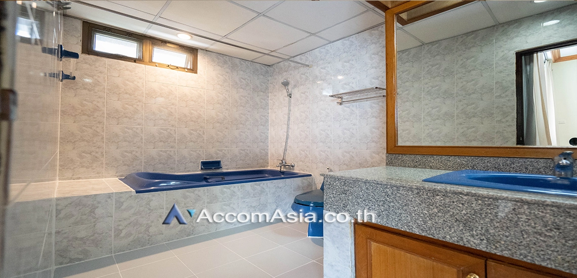 13  4 br Apartment For Rent in Sukhumvit ,Bangkok BTS Asok - MRT Sukhumvit at Suite For Family 1418358