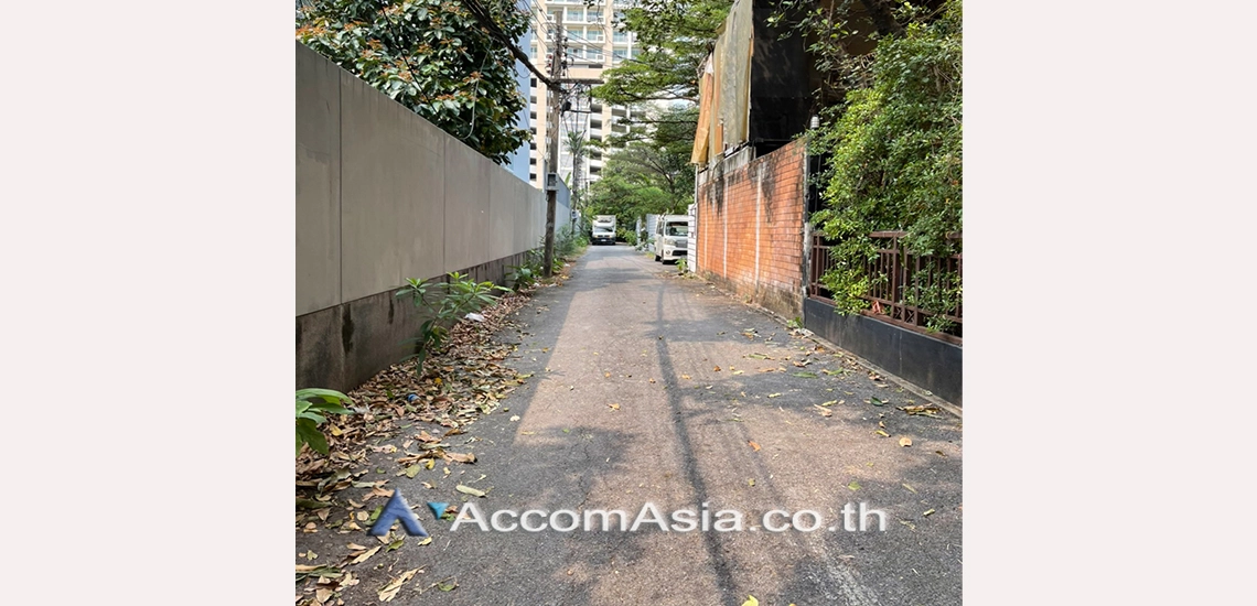  1  3 br House for rent and sale in Sukhumvit ,Bangkok BTS Ekkamai 1718377