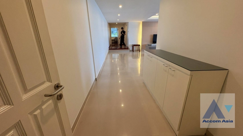 9  2 br Apartment for rent and sale in Sukhumvit ,Bangkok BTS Asok - MRT Sukhumvit at Convenience for your family 1418387