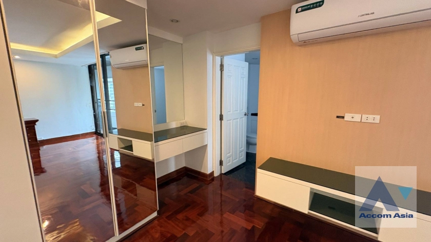 19  2 br Apartment for rent and sale in Sukhumvit ,Bangkok BTS Asok - MRT Sukhumvit at Convenience for your family 1418387