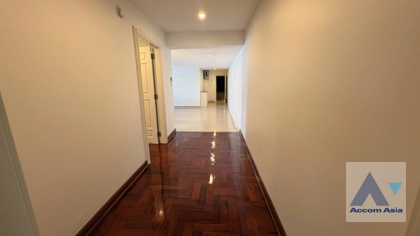 16  2 br Apartment for rent and sale in Sukhumvit ,Bangkok BTS Asok - MRT Sukhumvit at Convenience for your family 1418387
