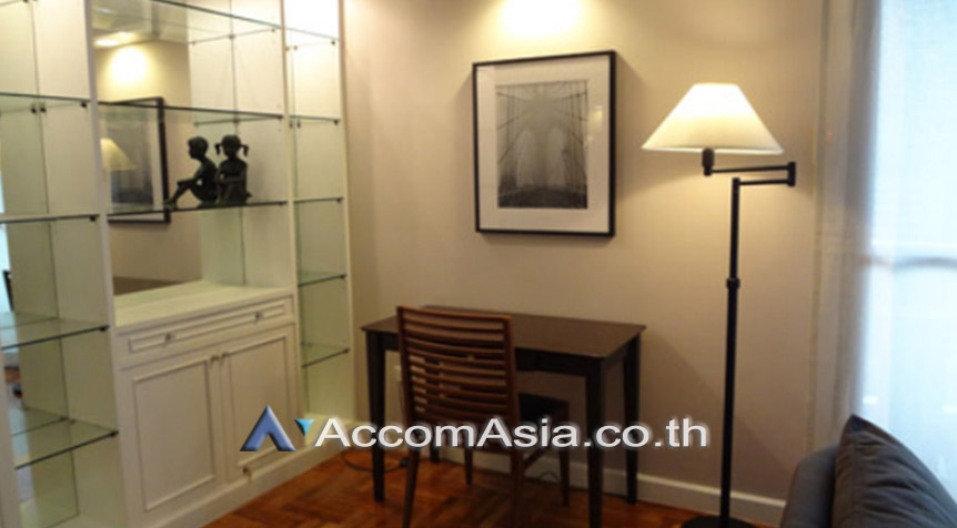 unit 2 Bedrooms  Condominium For Rent in Sukhumvit, Bangkok  near BTS Asok - MRT Sukhumvit (1518443)