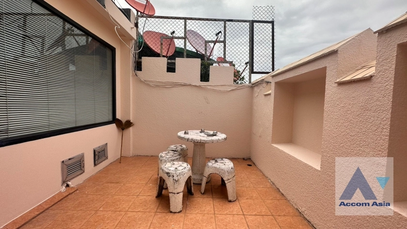 13  3 br Townhouse For Rent in Sukhumvit ,Bangkok BTS Phrom Phong at Chicha Castle 1818447