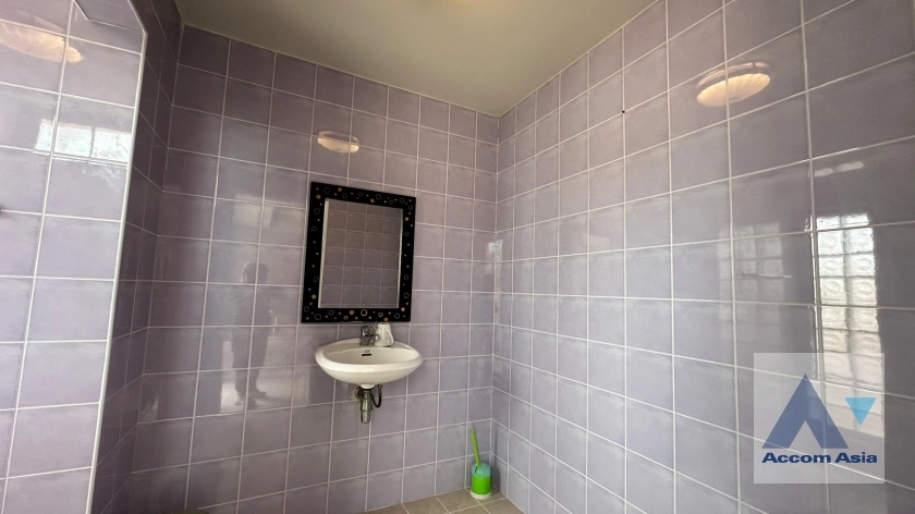 9  3 br Townhouse For Rent in Sukhumvit ,Bangkok BTS Phrom Phong at Chicha Castle 1818447