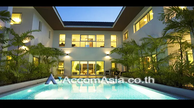 Private Swimming Pool |  3 Bedrooms  House For Rent in Pattanakarn, Bangkok  near BTS On Nut (1818451)
