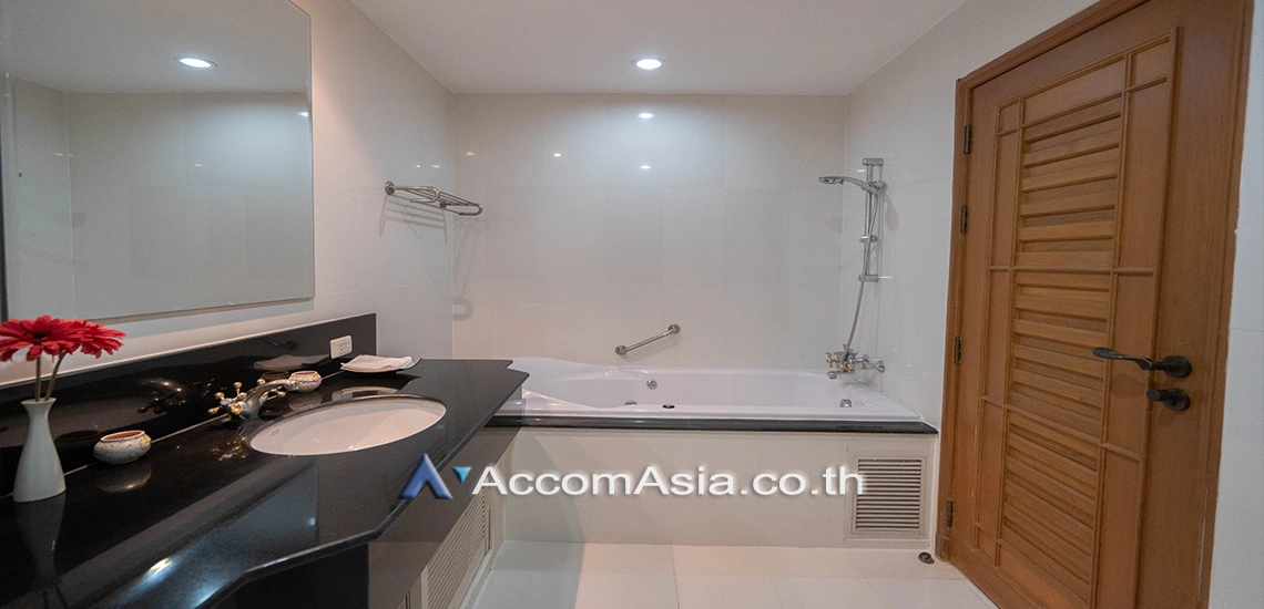 11  3 br Apartment for rent and sale in Sukhumvit ,Bangkok BTS Phrom Phong at Classic Style - High Standard Apartment in a Prime Location 1418486