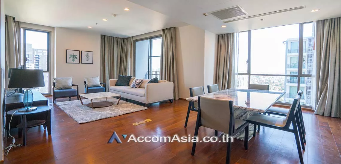  3 Bedrooms  Condominium For Rent & Sale in Sukhumvit, Bangkok  near BTS Thong Lo (1518526)