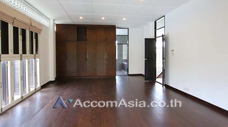 15  4 br House For Rent in Sukhumvit ,Bangkok BTS Phra khanong 2318549