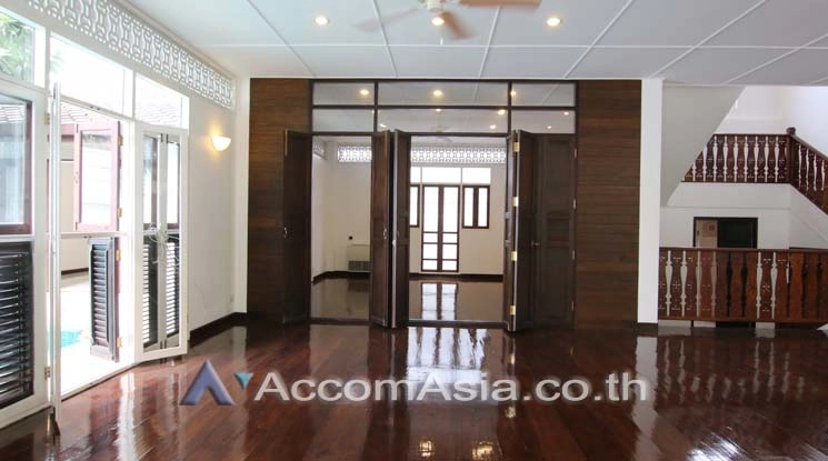 7  4 br House For Rent in Sukhumvit ,Bangkok BTS Phra khanong 2318549