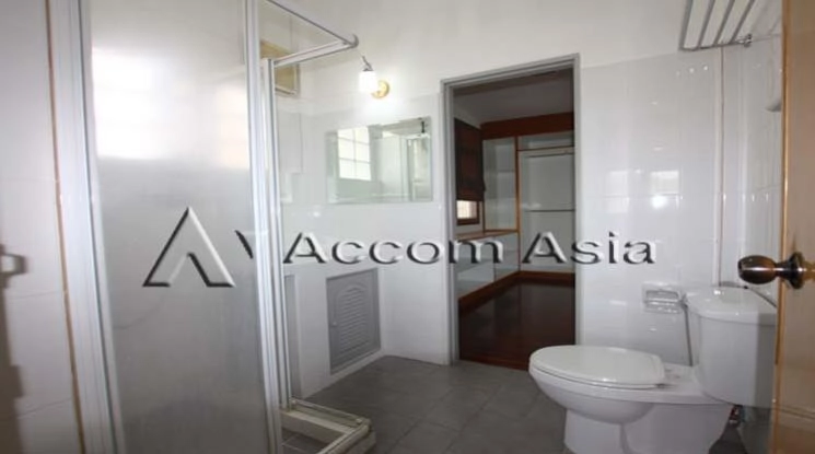 8  3 br House For Rent in Sukhumvit ,Bangkok BTS Ekkamai 2318550