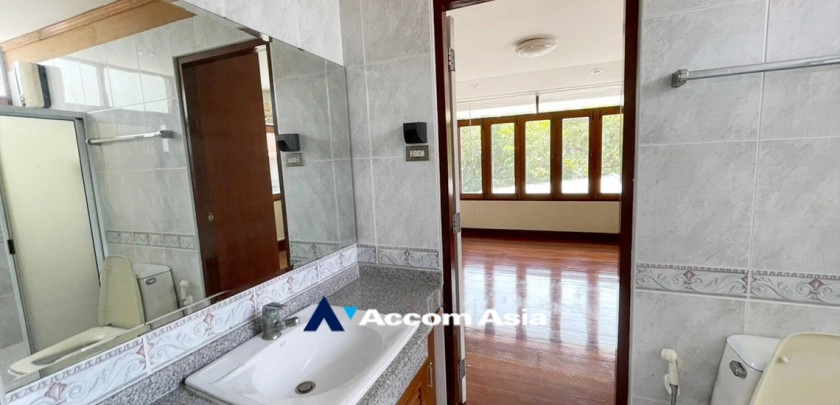 16  5 br House For Rent in Phaholyothin ,Bangkok BTS Ari 1918551