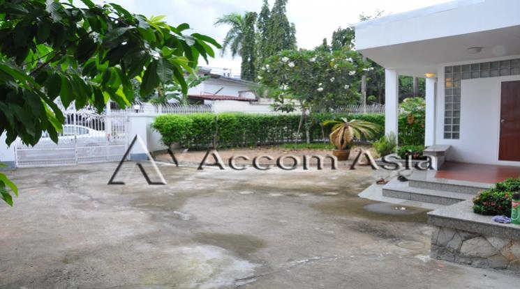 9  3 br House for rent and sale in Sukhumvit ,Bangkok BTS Phra khanong 2318584