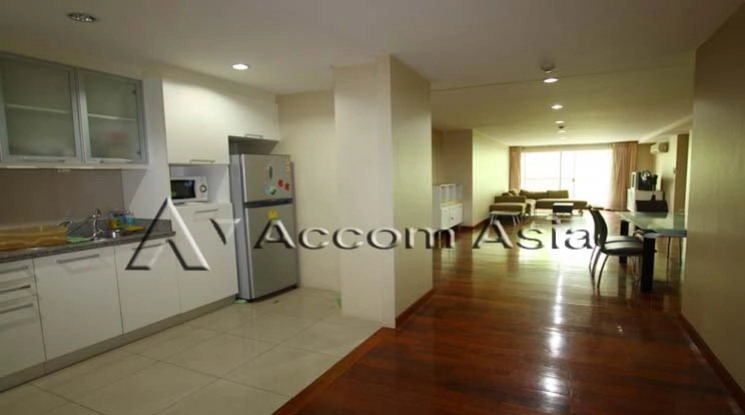 unit 2 Bedrooms  Condominium For Rent in Sukhumvit, Bangkok  near BTS Asok - MRT Sukhumvit (1518594)
