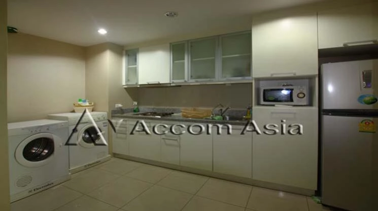 4  2 br Condominium For Rent in Sukhumvit ,Bangkok BTS Asok - MRT Sukhumvit at Urbana Sukhumvit 15 1518594