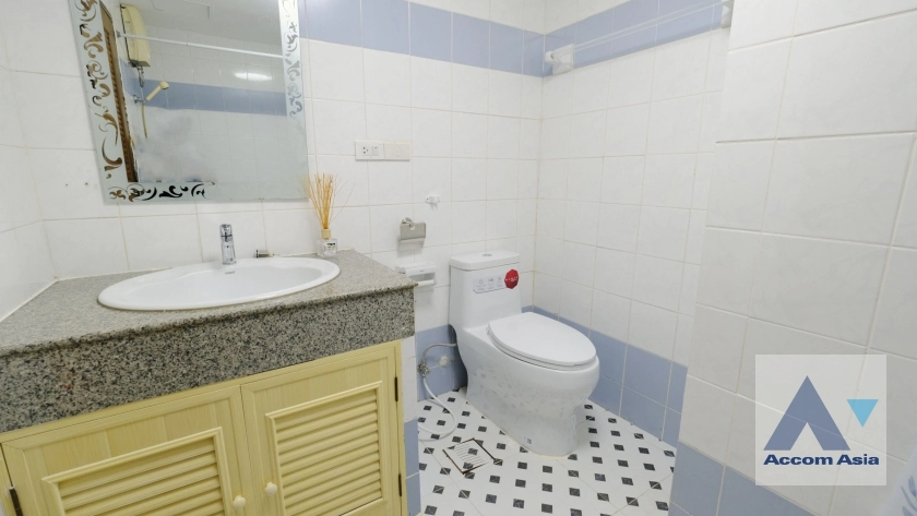 16  5 br Condominium For Rent in Sukhumvit ,Bangkok BTS Phrom Phong at Royal Castle Sukhumvit 39 2008501