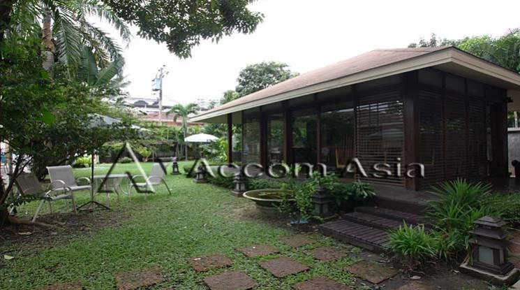  1  4 br House For Rent in Sukhumvit ,Bangkok BTS Ekkamai 2318653