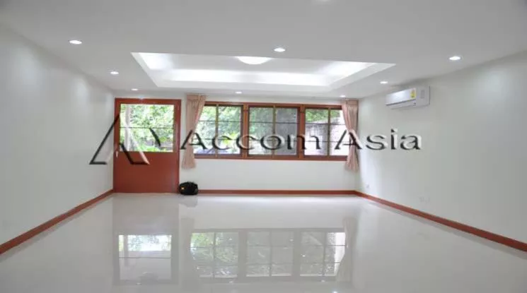 unitPet friendly |  2 Bedrooms  House For Rent & Sale in Sukhumvit, Bangkok  near BTS Thong Lo (1418662)