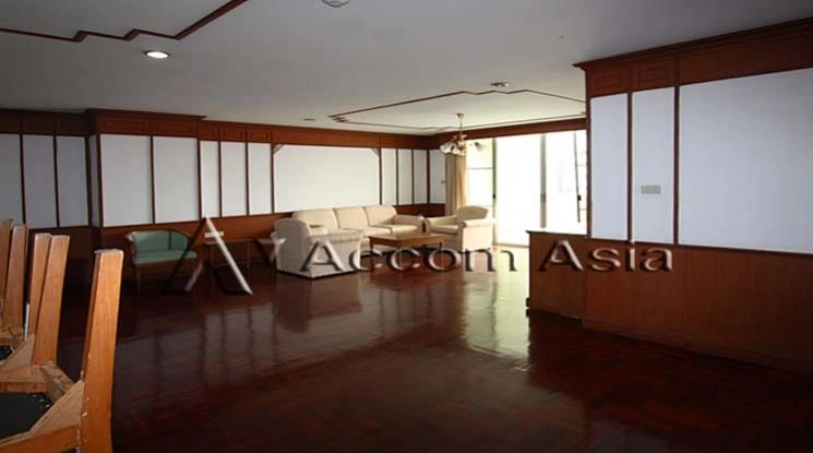 unitPet friendly |  3 Bedrooms  Apartment For Rent & Sale in Sukhumvit, Bangkok  near BTS Ekkamai (1518676)