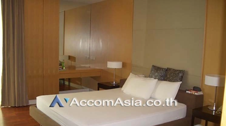 unit 2 Bedrooms  Apartment For Rent in Sukhumvit, Bangkok  near BTS Asok - MRT Sukhumvit (1418677)