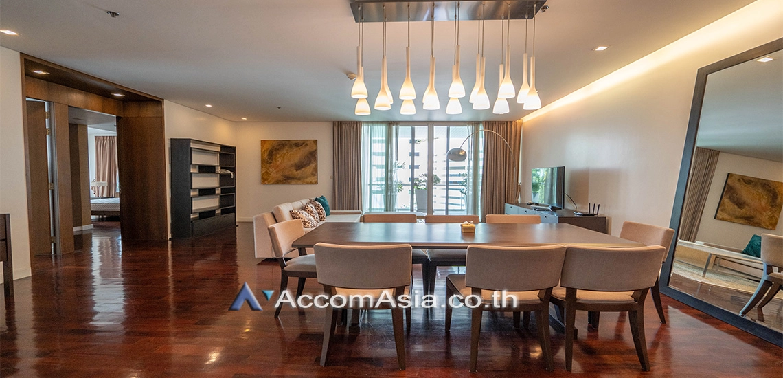 unit 3 Bedrooms  Apartment For Rent in Sukhumvit, Bangkok  near BTS Asok - MRT Sukhumvit (1418678)
