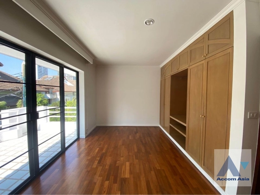 8  4 br House For Rent in Sukhumvit ,Bangkok BTS Thong Lo at Thonglor House Compound 1518685