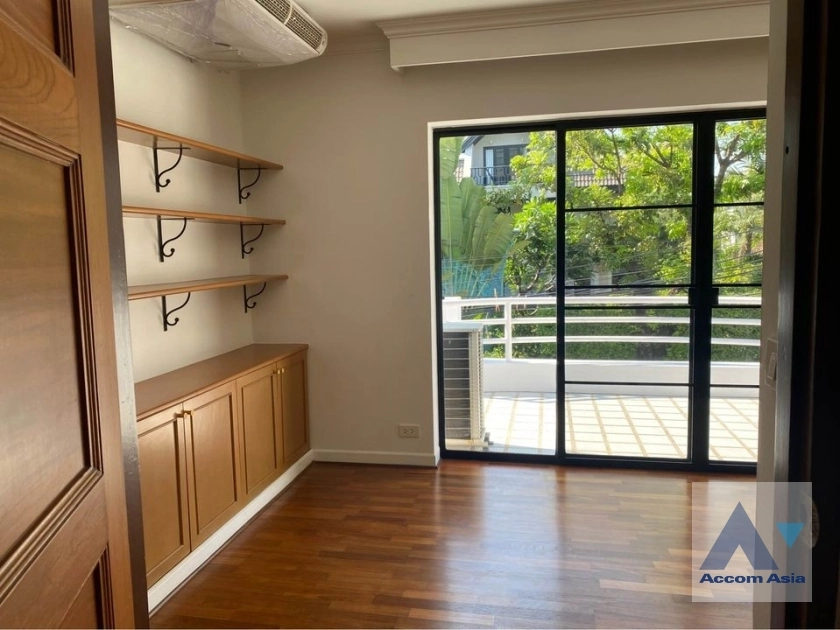 9  4 br House For Rent in Sukhumvit ,Bangkok BTS Thong Lo at Thonglor House Compound 1518685