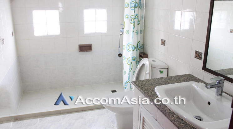 12  4 br House For Rent in New Phetchaburi ,Bangkok  1718725