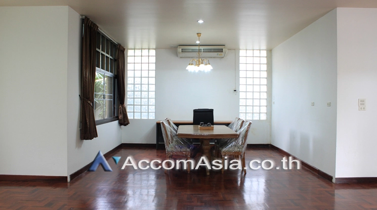unitHome Office, Pet friendly |  4 Bedrooms  House For Rent in New Phetchaburi, Bangkok  (1718725)