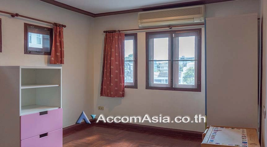 11  3 br Townhouse for rent and sale in Sukhumvit ,Bangkok BTS Phrom Phong at Villa 49 1818777