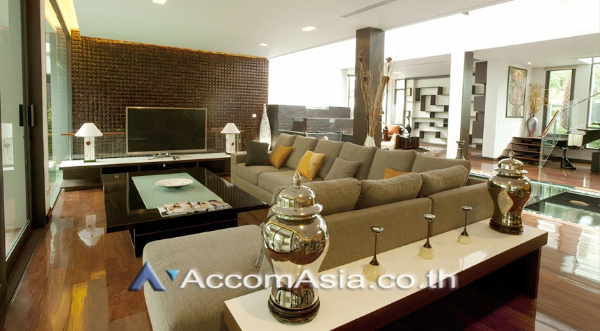  1  4 br House for rent and sale in Sukhumvit ,Bangkok BTS Ekkamai 2418794