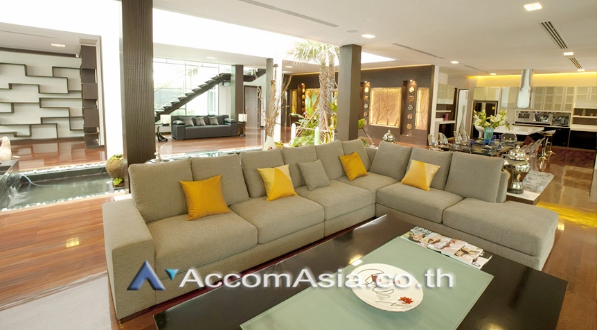 unitPrivate Swimming Pool, Pet friendly | Modern House with Private swimming pool. Ekkamai.