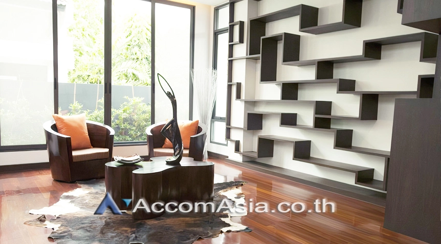 7  4 br House for rent and sale in Sukhumvit ,Bangkok BTS Ekkamai 2418794