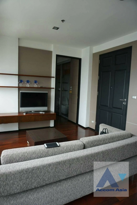 unit 2 Bedrooms  Condominium For Sale in Sukhumvit, Bangkok  near BTS Thong Lo (1518803)