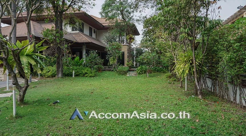 Home Office |  4 Bedrooms  House For Rent in Sukhumvit, Bangkok  near BTS Phra khanong (2318842)