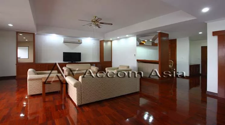 6  4 br Apartment For Rent in Sukhumvit ,Bangkok BTS Phrom Phong at Greenery garden and privacy 1418922
