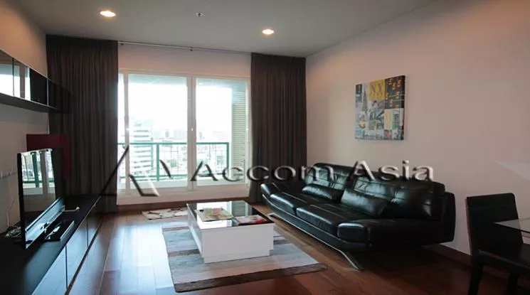  1 Bedroom  Condominium For Rent in Ploenchit, Bangkok  near BTS Chitlom (1518950)