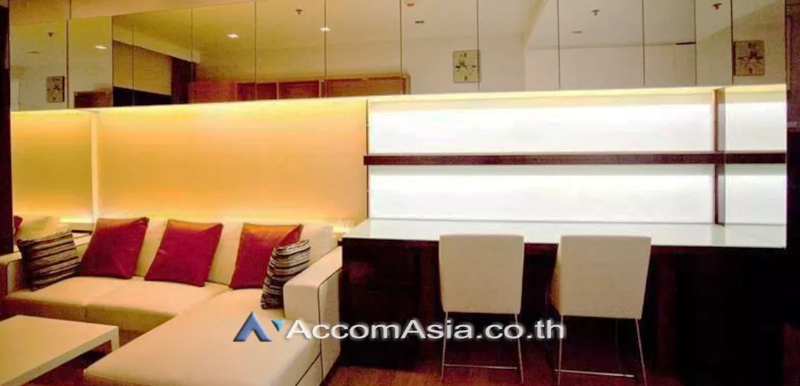 unit 1 Bedroom  Condominium For Rent & Sale in Sukhumvit, Bangkok  near BTS Ekkamai (1518953)