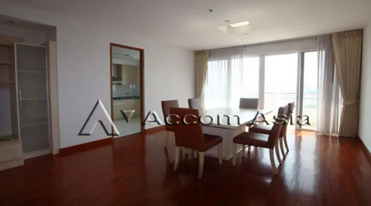 unit 2 Bedrooms  Apartment For Rent in Sukhumvit, Bangkok  near BTS Phrom Phong (1418965)