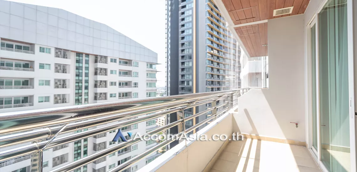 unit 2 Bedrooms  Apartment For Rent in Sukhumvit, Bangkok  near BTS Phrom Phong (1418966)