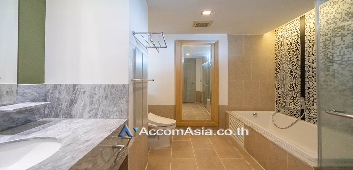 13  3 br Apartment For Rent in Sukhumvit ,Bangkok BTS Thong Lo at Fully Furnished Suites 1418969
