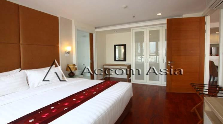 8  1 br Apartment For Rent in Sukhumvit ,Bangkok BTS Asok - MRT Sukhumvit at Serviced Apartment with Park view 1418999