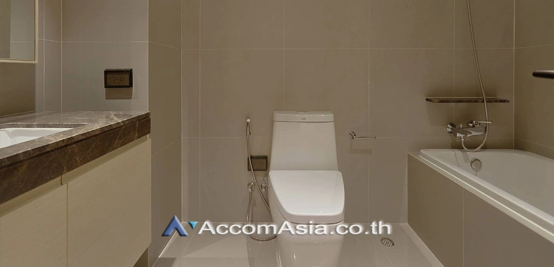 7  2 br Apartment for rent and sale in Sukhumvit ,Bangkok BTS Phrom Phong at High-Rise Serviced Apartment Near The Em District 1419034