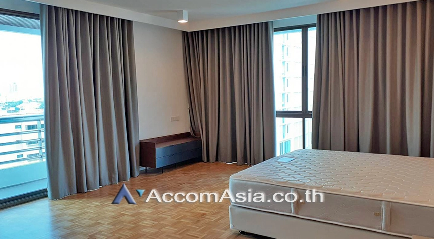 5  3 br Apartment for rent and sale in Sukhumvit ,Bangkok BTS Phrom Phong at High-Rise Serviced Apartment Near The Em District 1419035