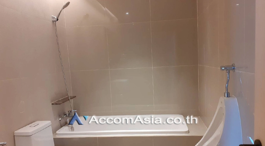 7  3 br Apartment for rent and sale in Sukhumvit ,Bangkok BTS Phrom Phong at High-Rise Serviced Apartment Near The Em District 1419035