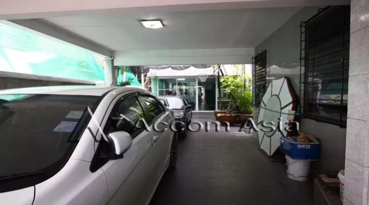  2  2 br House for rent and sale in Phaholyothin ,Bangkok BTS Ari 1719049