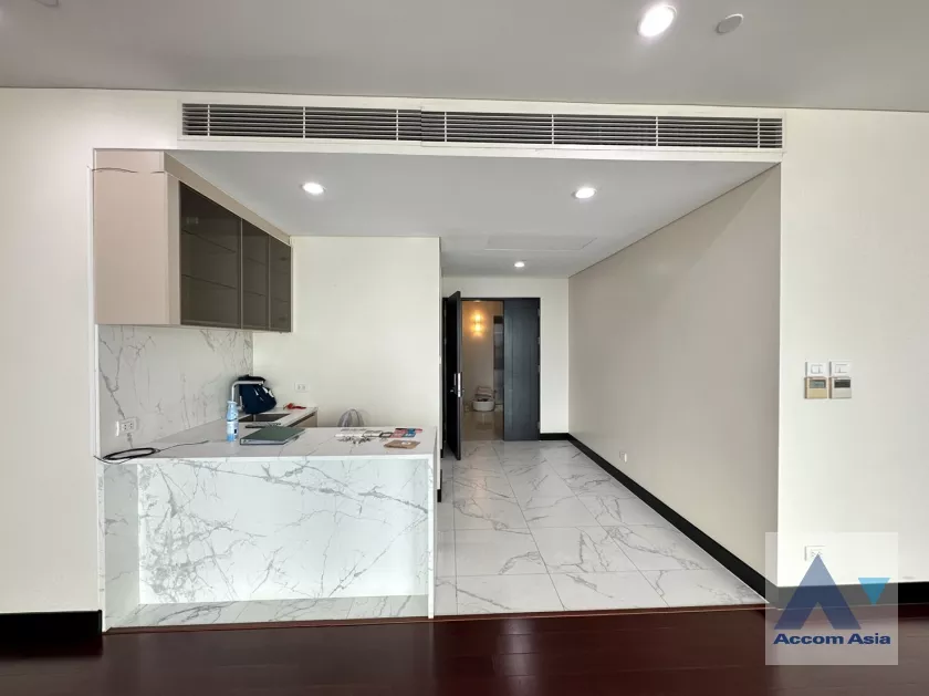 17  3 br Condominium For Rent in Ploenchit ,Bangkok BTS Chitlom at The Park Chidlom 1519060