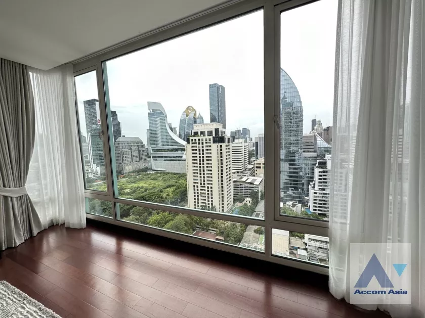12  3 br Condominium For Rent in Ploenchit ,Bangkok BTS Chitlom at The Park Chidlom 1519060