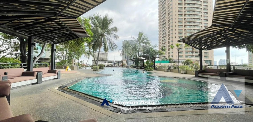 unit 2 Bedrooms  Condominium For Rent & Sale in Sathorn, Bangkok  near BTS Sala Daeng - MRT Lumphini (1519061)